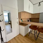 Daire Mirno In Elegantno Stanovanje - Parkirisce, Netflix, Wifi