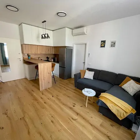 Mirno In Elegantno Stanovanje - Parkirisce, Netflix, Wifi דירה מריבור